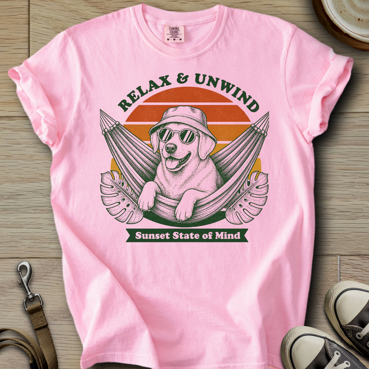 Relax & Unwind - Labrador T-Shirt