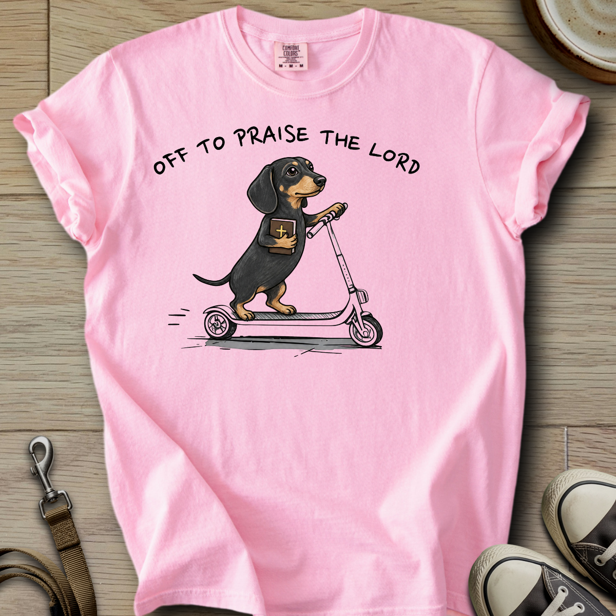 Off to Praise the Lord - Doxie T-Shirt