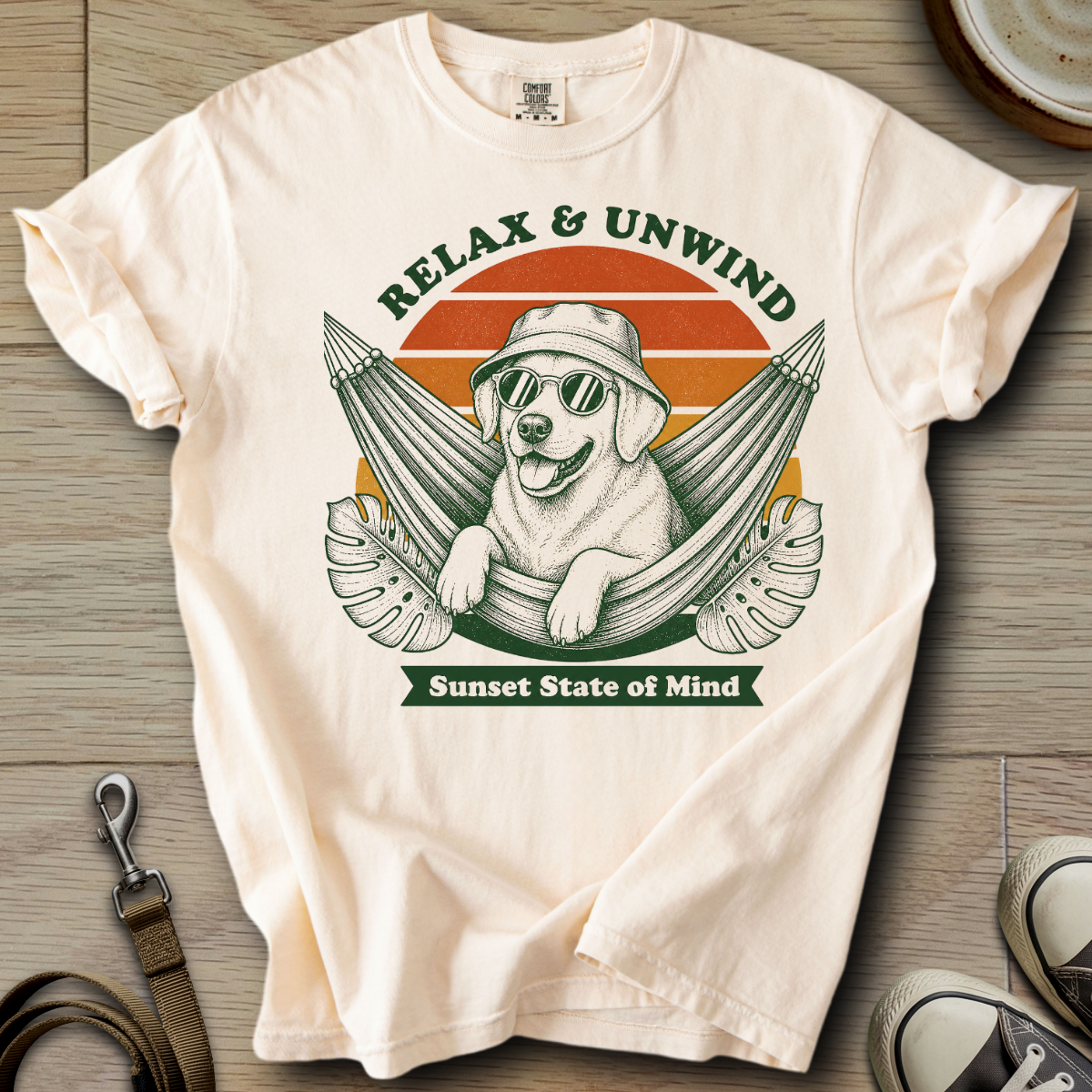 Relax & Unwind - Labrador T-Shirt