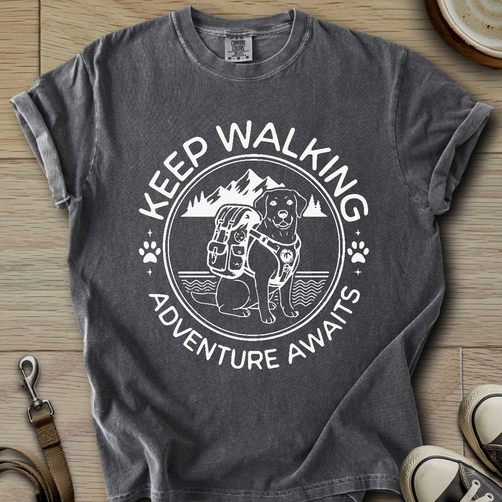 Adventure Awaits - Labrador T-Shirt