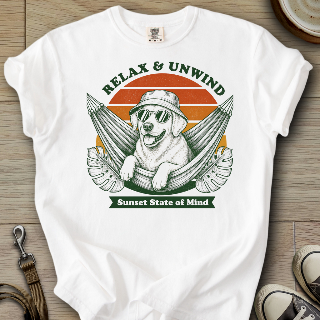 Relax & Unwind - Labrador T-Shirt