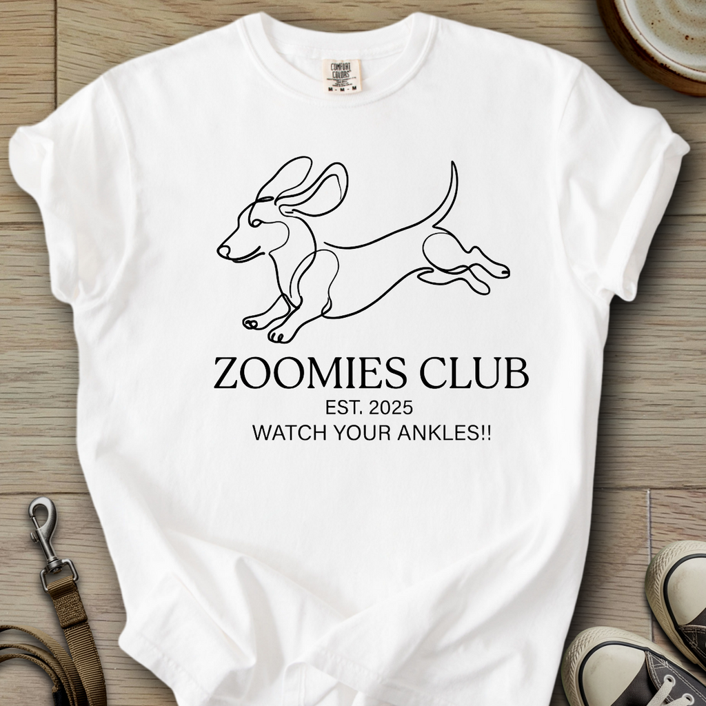 Zoomies Club - Doxie T-Shirt